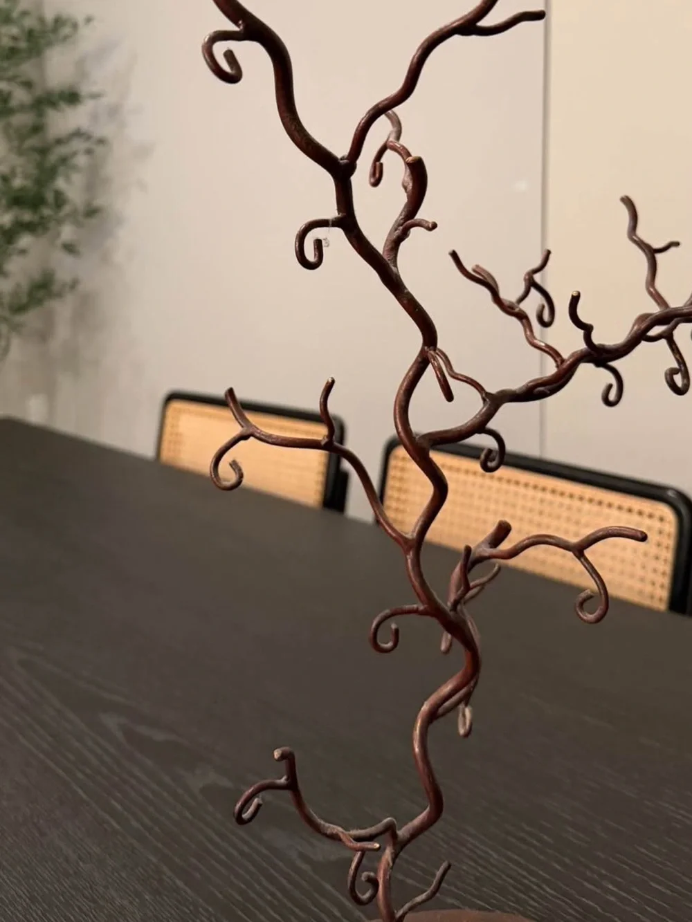 Twisted Branch Metal Tree - Jewelry Organizer